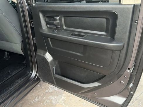 Used 2014 RAM 1500 Express image 13