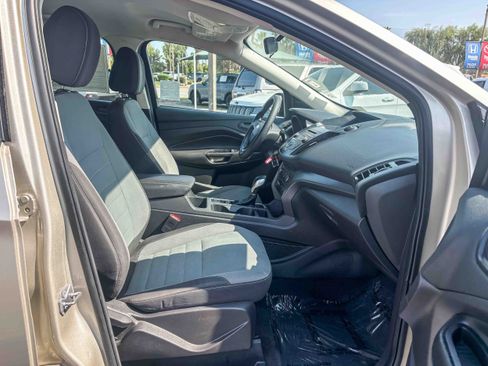 Used 2017 Ford Escape S FWD image 19