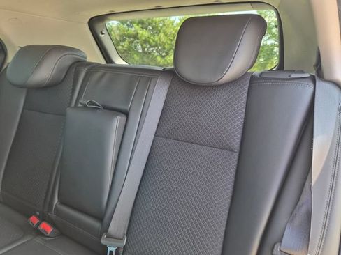 Used 2022 Buick Encore Preferred w/ Safety Package AWD/4WD image 28