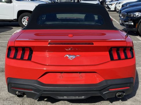 Used 2024 Ford Mustang Premium image 9