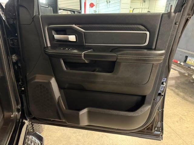 Certified 2026 RAM 2500 Big Horn AWD/4WD image 7
