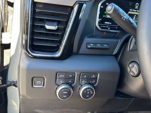 Used 2023 GMC Sierra 1500 Denali w/ Denali Reserve Package image 22