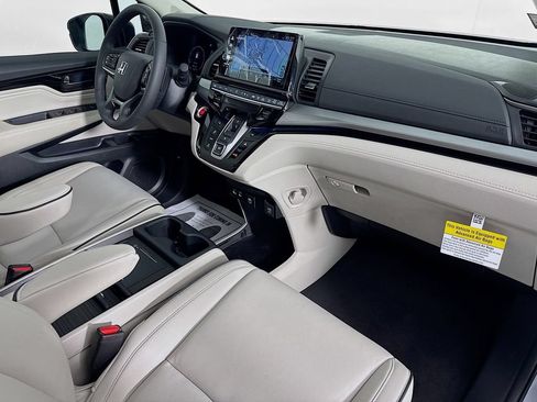 Used 2026 Honda Odyssey Touring image 42