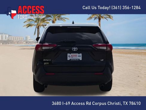 Used 2023 Toyota RAV4 LE FWD image 7