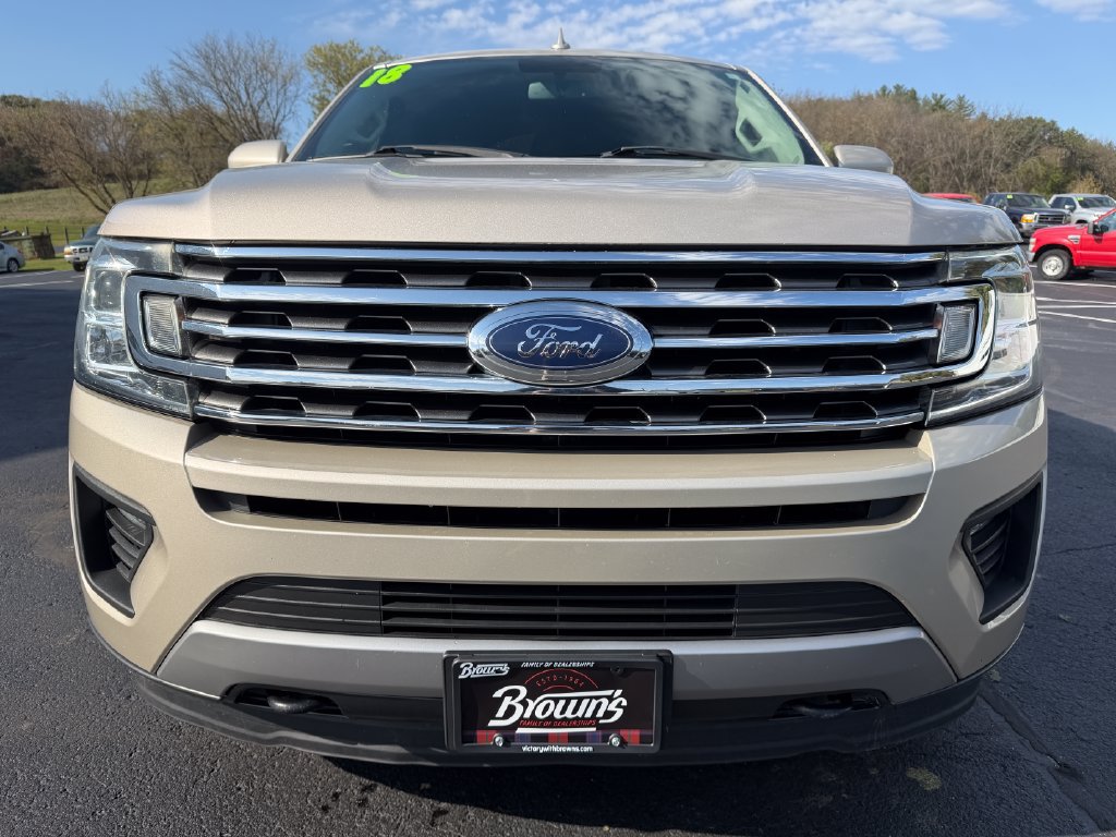 Used 2018 Ford Expedition Max XLT w/ Equipment Group 202A AWD/4WD image 2