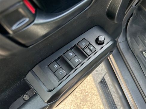 Used 2021 Toyota Tacoma SR image 19