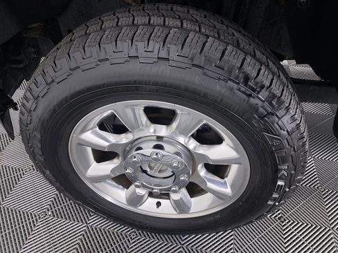 Used 2015 Ford F250 Lariat w/ Lariat Ultimate Package image 16