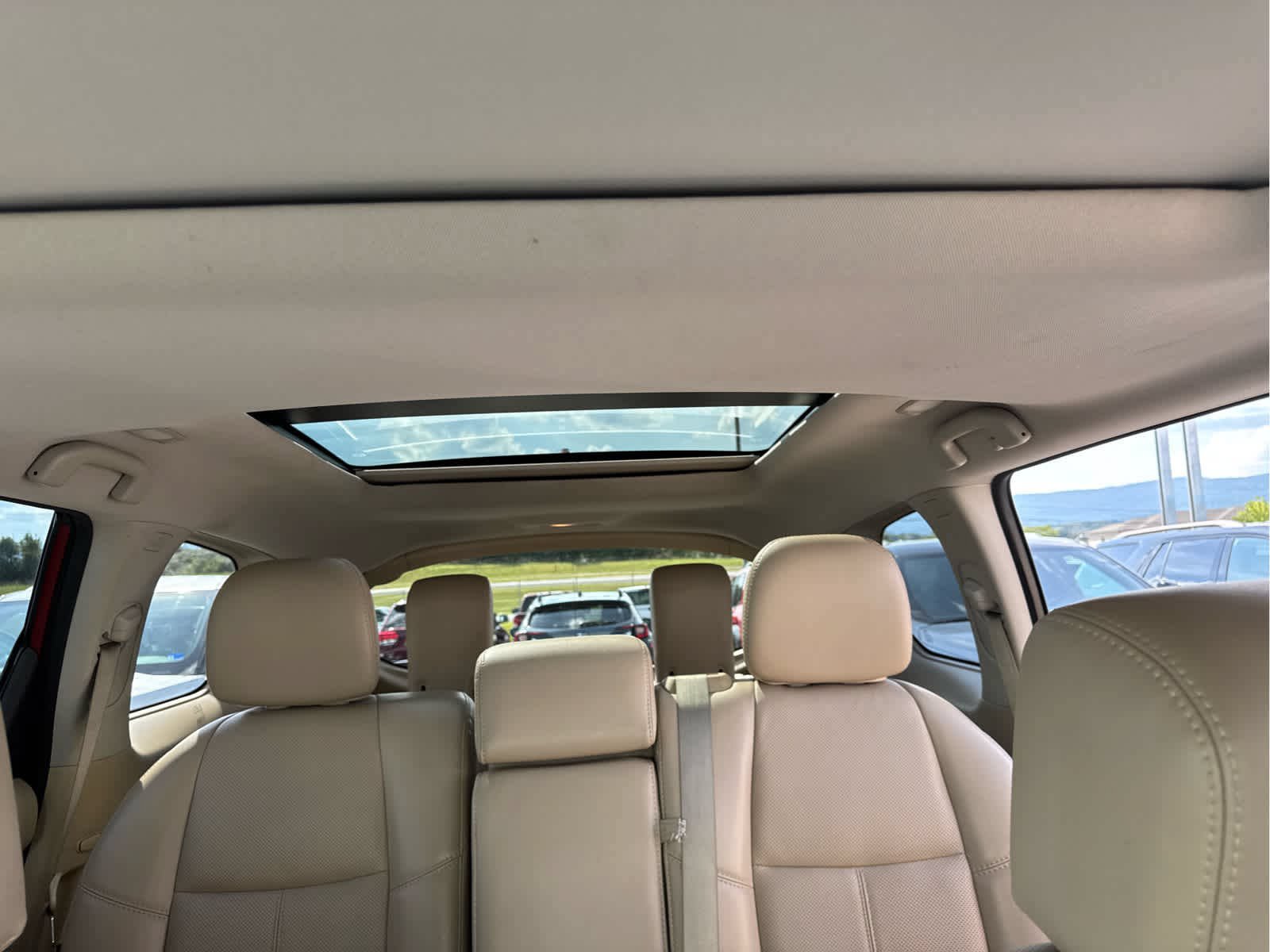 Used 2019 Nissan Pathfinder Platinum AWD/4WD image 32
