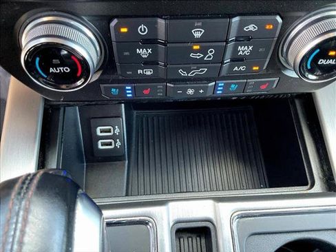 Used 2020 Ford F150 Platinum w/ Equipment Group 701A Luxury AWD/4WD image 25