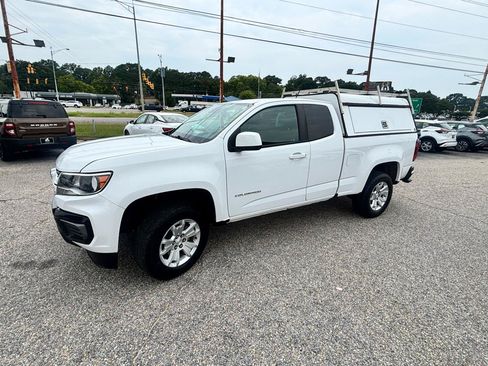 Used 2022 Chevrolet Colorado LT w/ Safety Package RWD image 8