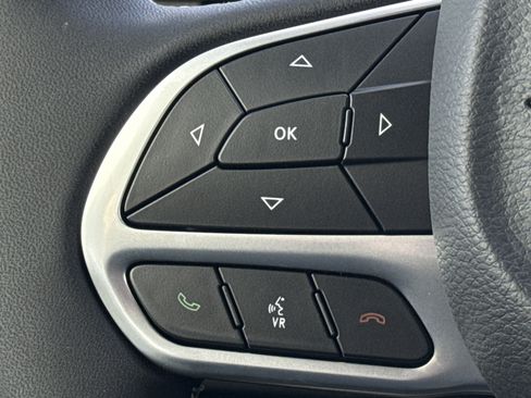 New 2026 Chrysler Pacifica Select image 19