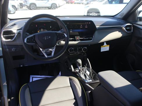 New 2026 Chevrolet TrailBlazer ACTIV w/ Convenience Package image 13