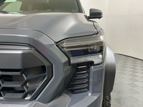 Used 2025 Toyota Tacoma Trailhunter AWD/4WD image 8