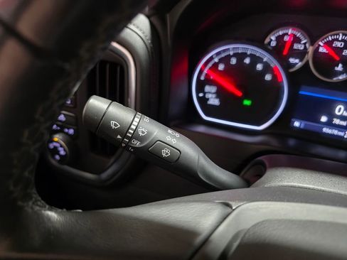 Used 2021 Chevrolet Silverado 1500 LT image 29