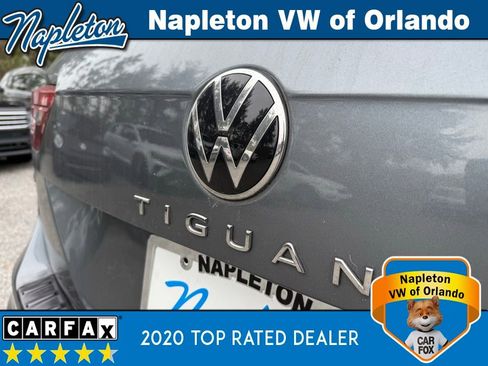 Used 2023 Volkswagen Tiguan SE R-Line image 11