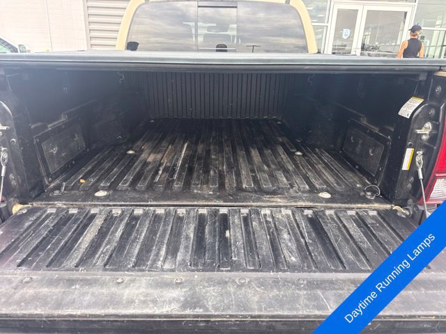 Used 2018 Toyota Tacoma SR5 AWD/4WD image 11
