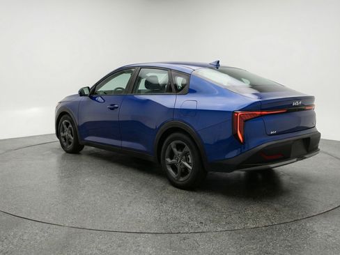 Used 2025 Kia K4 FWD image 6