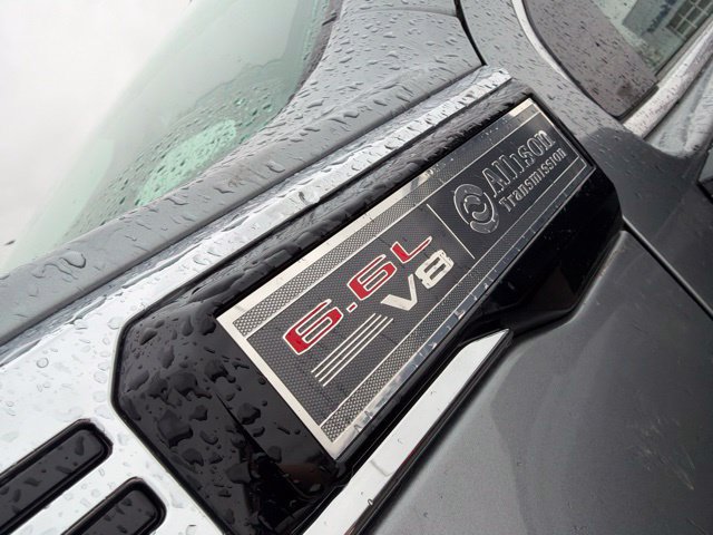 Used 2024 GMC Sierra 3500 SLT w/ SLT Premium Package AWD/4WD image 2