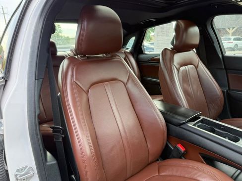 Used 2019 Lincoln MKZ Reserve AWD/4WD image 27