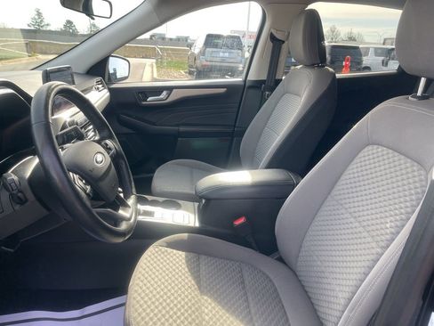 Used 2021 Ford Escape SE w/ Cold Weather Package image 13