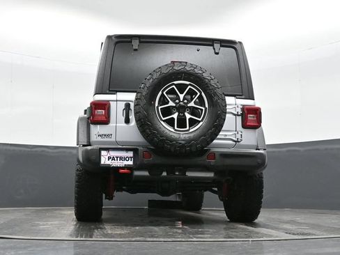 Used 2024 Jeep Wrangler Unlimited Rubicon w/ Capability Package AWD/4WD image 39