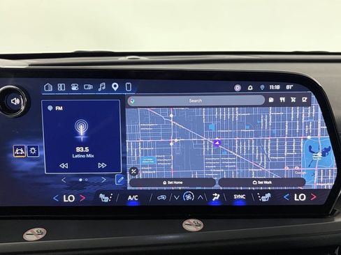 Used 2026 Chevrolet Traverse LT FWD image 20