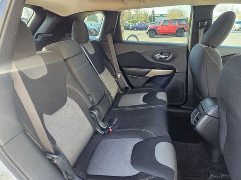 Used 2018 Jeep Cherokee Latitude image 33