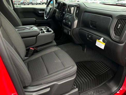 New 2026 Chevrolet Silverado 1500 Custom RWD image 15