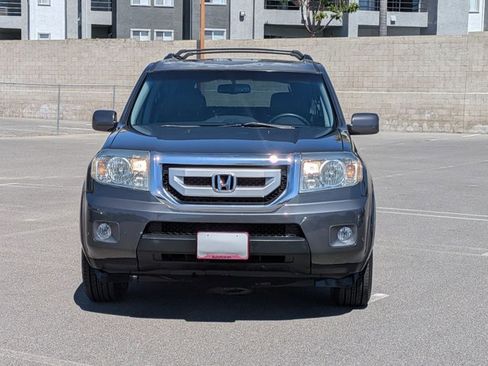 Used 2011 Honda Pilot Touring image 2