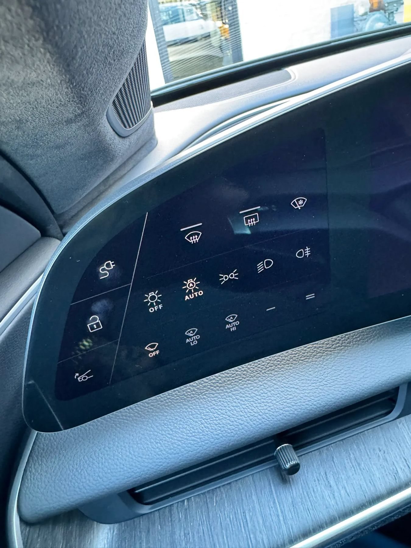 Used 2023 Lucid Air Touring AWD/4WD image 45