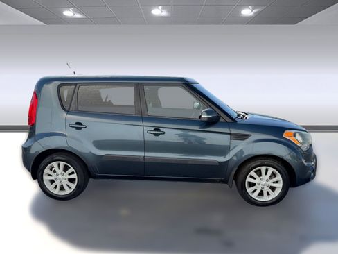 Used 2012 Kia Soul + image 7