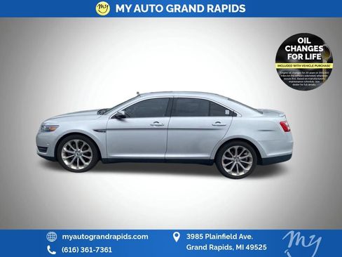 Used 2016 Ford Taurus Limited w/ Driver Assist Package AWD/4WD image 4