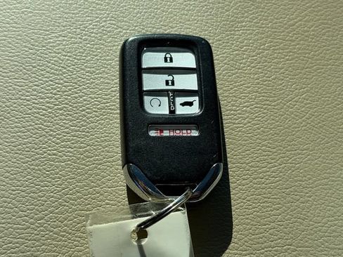 Used 2021 Honda CR-V EX-L image 19