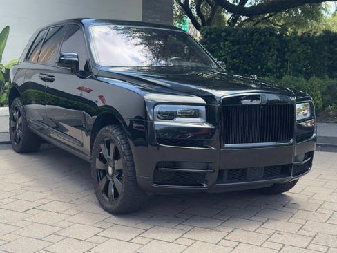 Used 2023 Rolls-Royce Cullinan AWD/4WD image 11