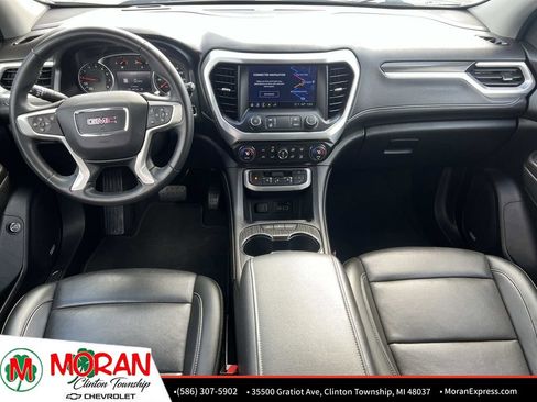 Used 2023 GMC Acadia SLT image 15