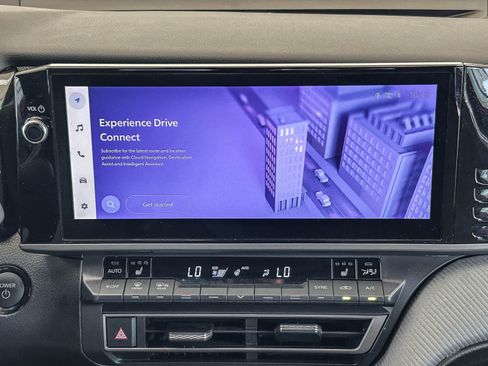 Used 2025 Toyota Camry SE w/ Multimedia Upgrade Package FWD image 14