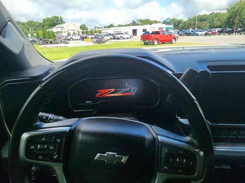Used 2024 Chevrolet Silverado 2500 LTZ w/ LTZ Plus Package AWD/4WD image 15