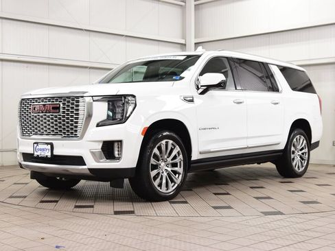 Used 2024 GMC Yukon XL Denali w/ Max Trailering Package AWD/4WD image 3