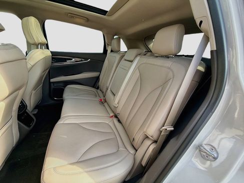 Used 2023 Lincoln Nautilus Reserve w/ Equipment Group 201A AWD/4WD image 28