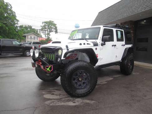Used 2016 Jeep Wrangler Unlimited Sport AWD/4WD image 31