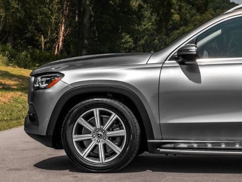 Used 2020 Mercedes-Benz GLS 450 4MATIC image 11