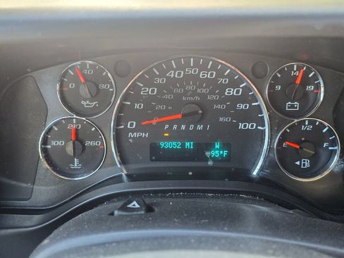 Used 2019 Chevrolet Express 2500 Extended w/ Driver Convenience Package RWD image 25
