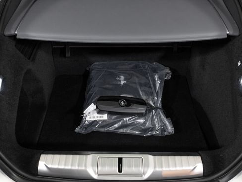 Used 2025 Ferrari 12Cilindri RWD image 19