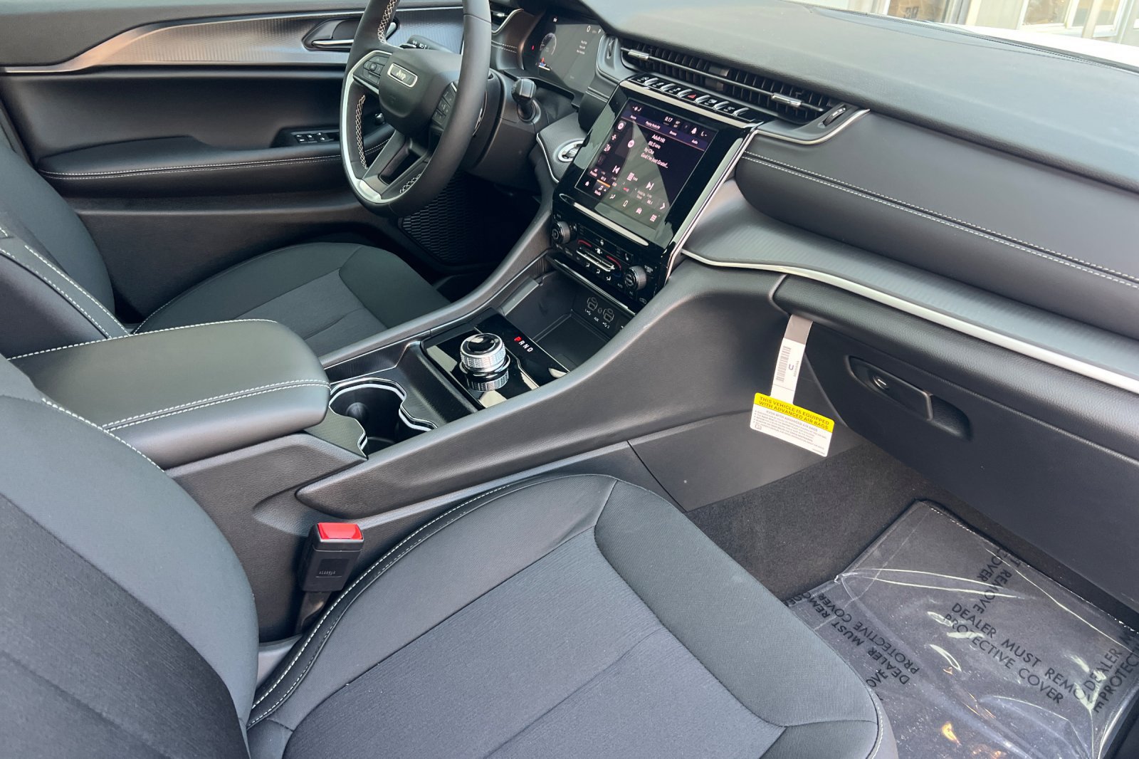 New 2026 Jeep Grand Cherokee Laredo X AWD/4WD image 19