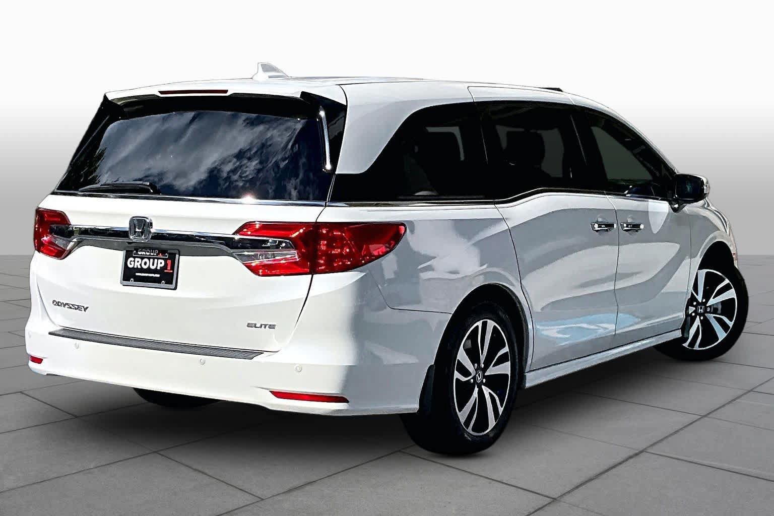 Used 2019 Honda Odyssey Elite image 13
