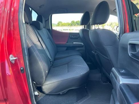 Used 2022 Toyota Tacoma SR5 w/ Technology Package AWD/4WD image 37