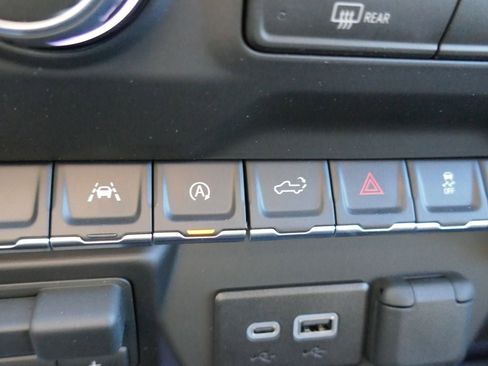 New 2026 Chevrolet Silverado 1500 Custom Trail Boss w/ Dark Appearance Package AWD/4WD image 22