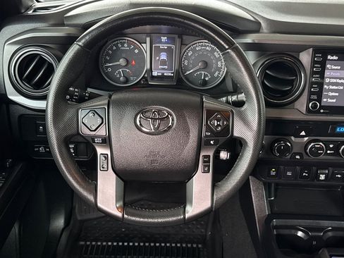 Used 2021 Toyota Tacoma TRD Sport w/ Technology Package AWD/4WD image 16