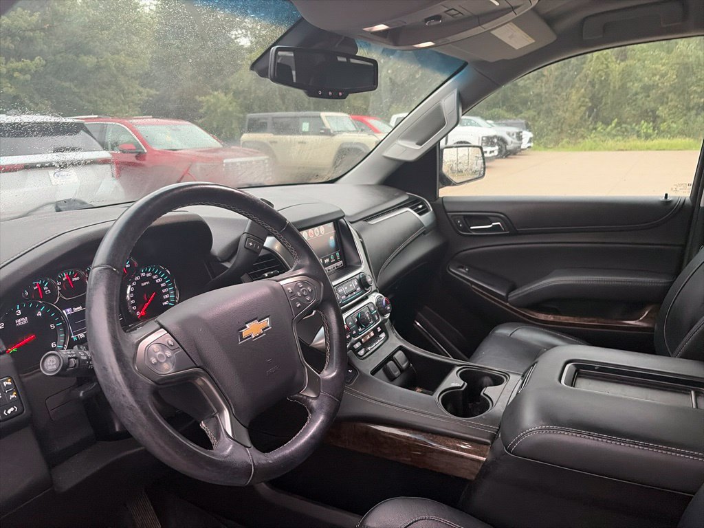 Used 2018 Chevrolet Suburban LT AWD/4WD image 17