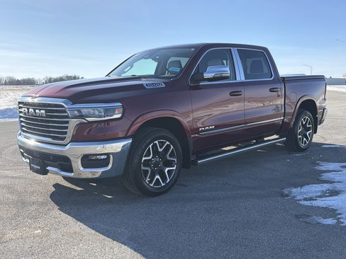 Used 2025 RAM 1500 Laramie image 2